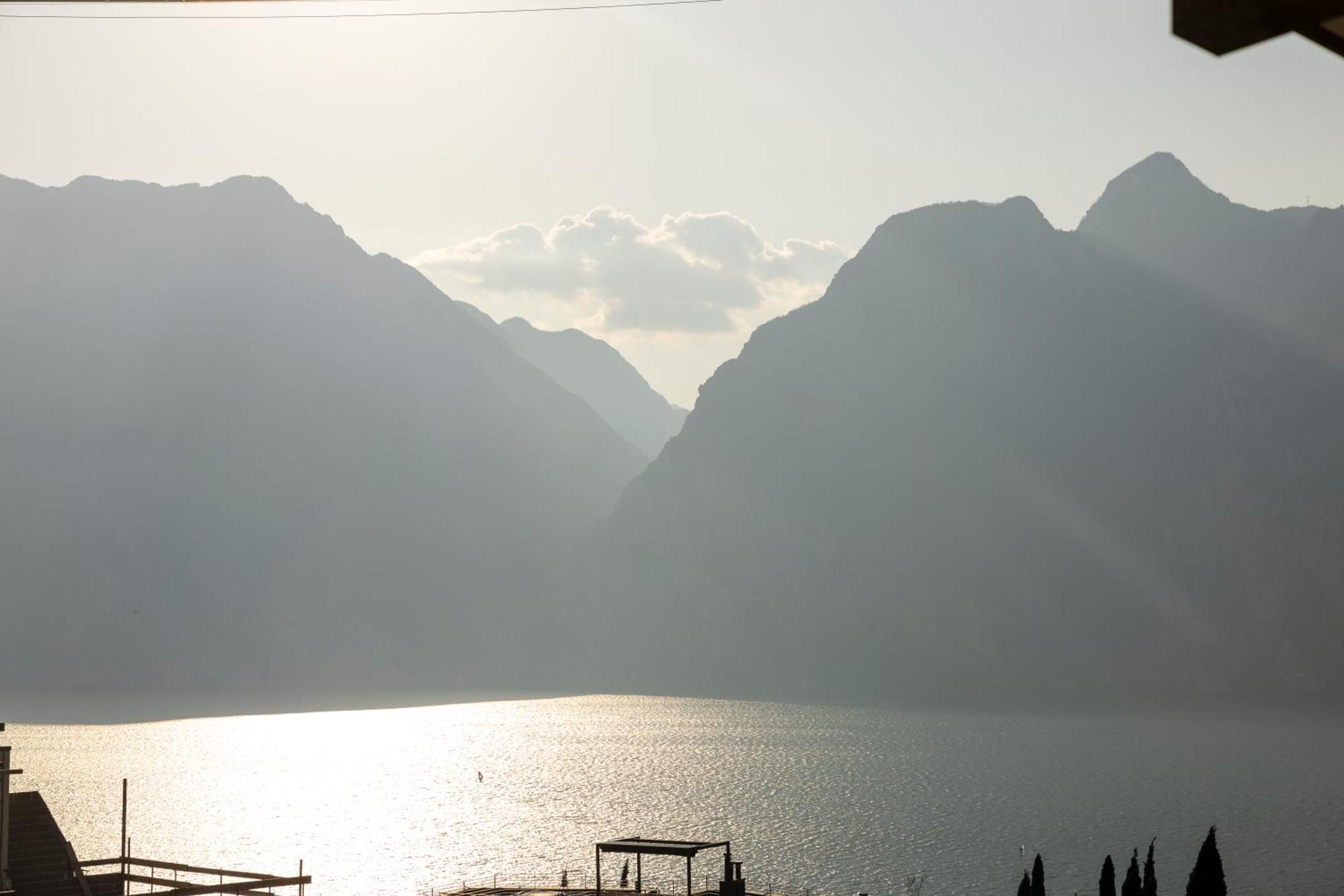 Hi Hotels Torbole - Pool & Spa Torbole Sul Garda Kültér fotó