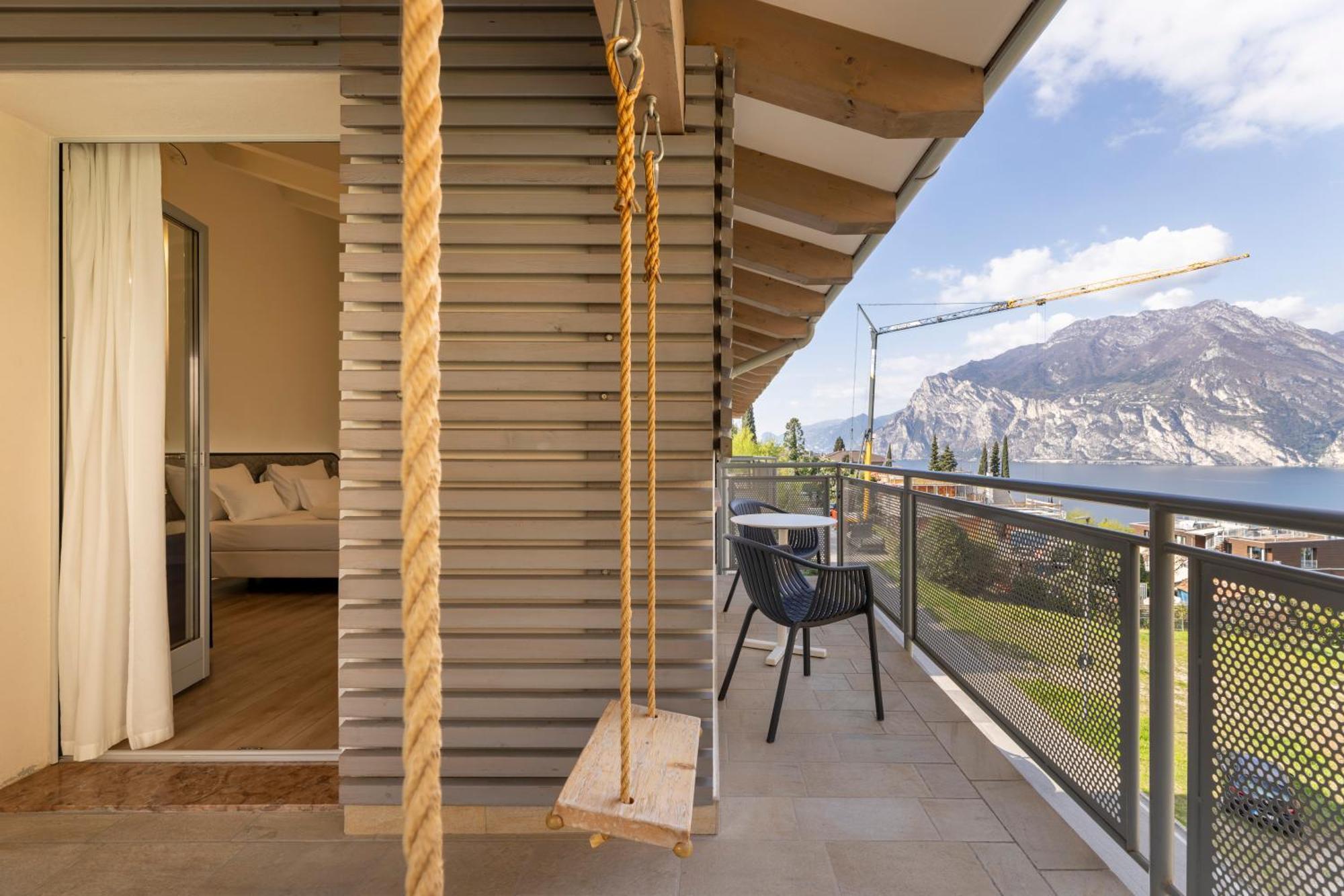 Hi Hotels Torbole - Pool & Spa Torbole Sul Garda Kültér fotó