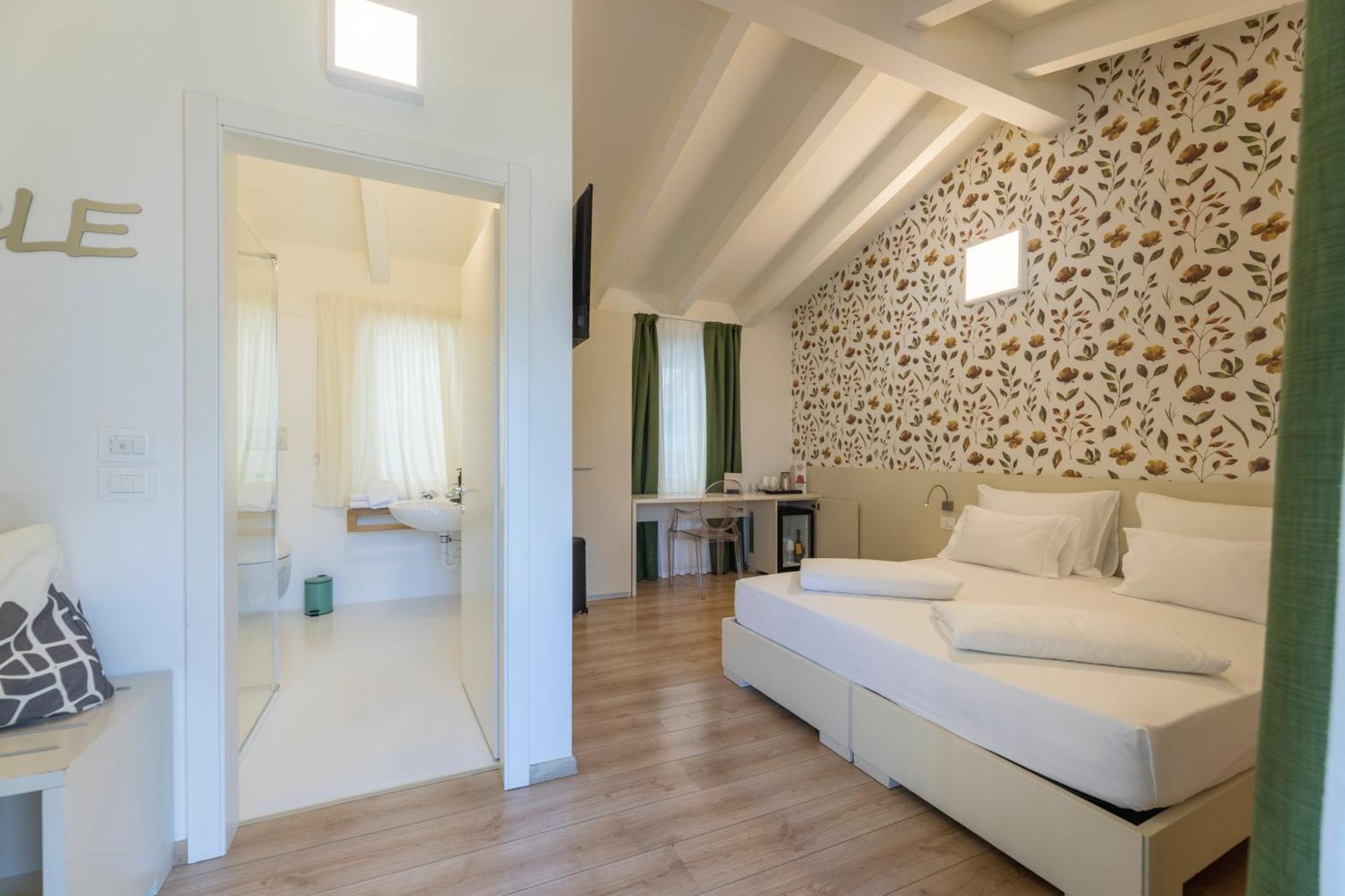 Hi Hotels Torbole - Pool & Spa Torbole Sul Garda Kültér fotó