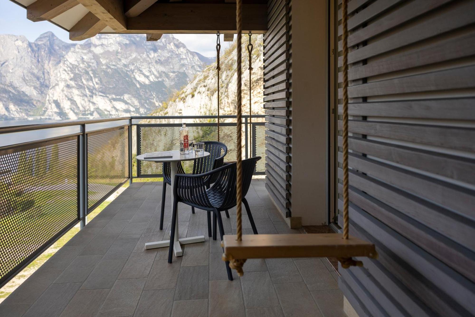 Hi Hotels Torbole - Pool & Spa Torbole Sul Garda Kültér fotó