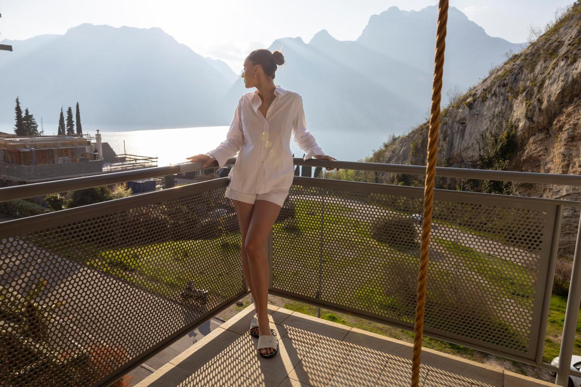 Hi Hotels Torbole - Pool & Spa Torbole Sul Garda Kültér fotó