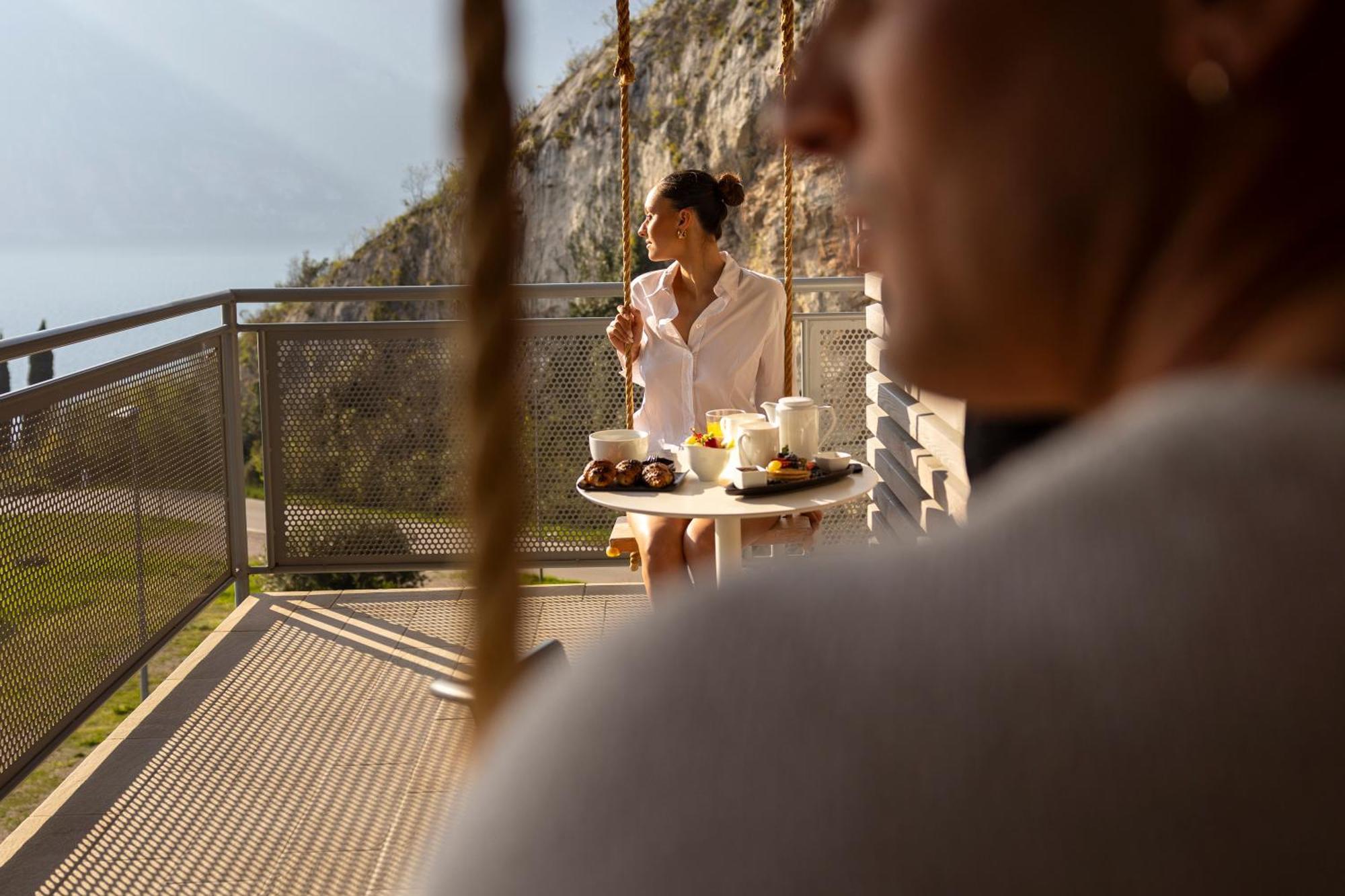 Hi Hotels Torbole - Pool & Spa Torbole Sul Garda Kültér fotó