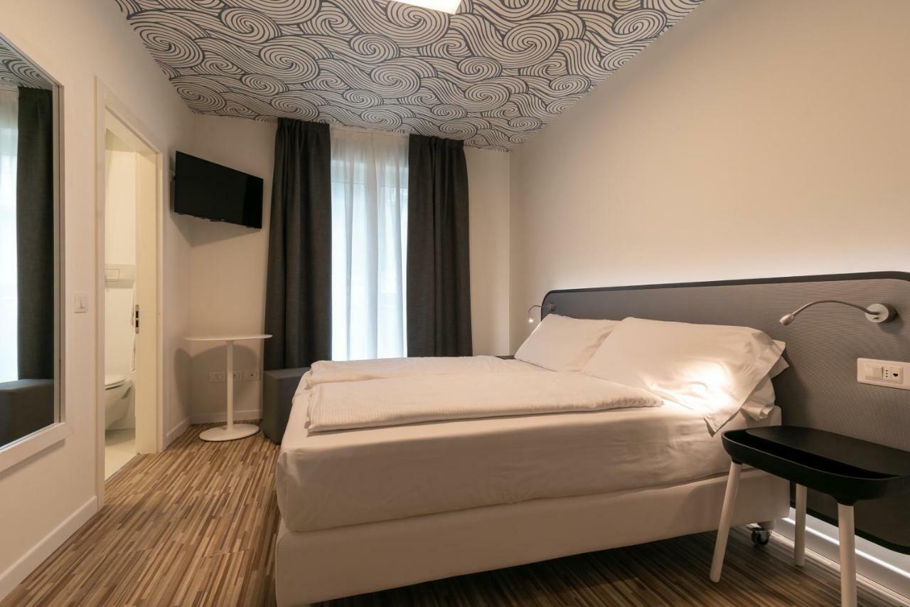 Hi Hotels Torbole - Pool & Spa Torbole Sul Garda Kültér fotó
